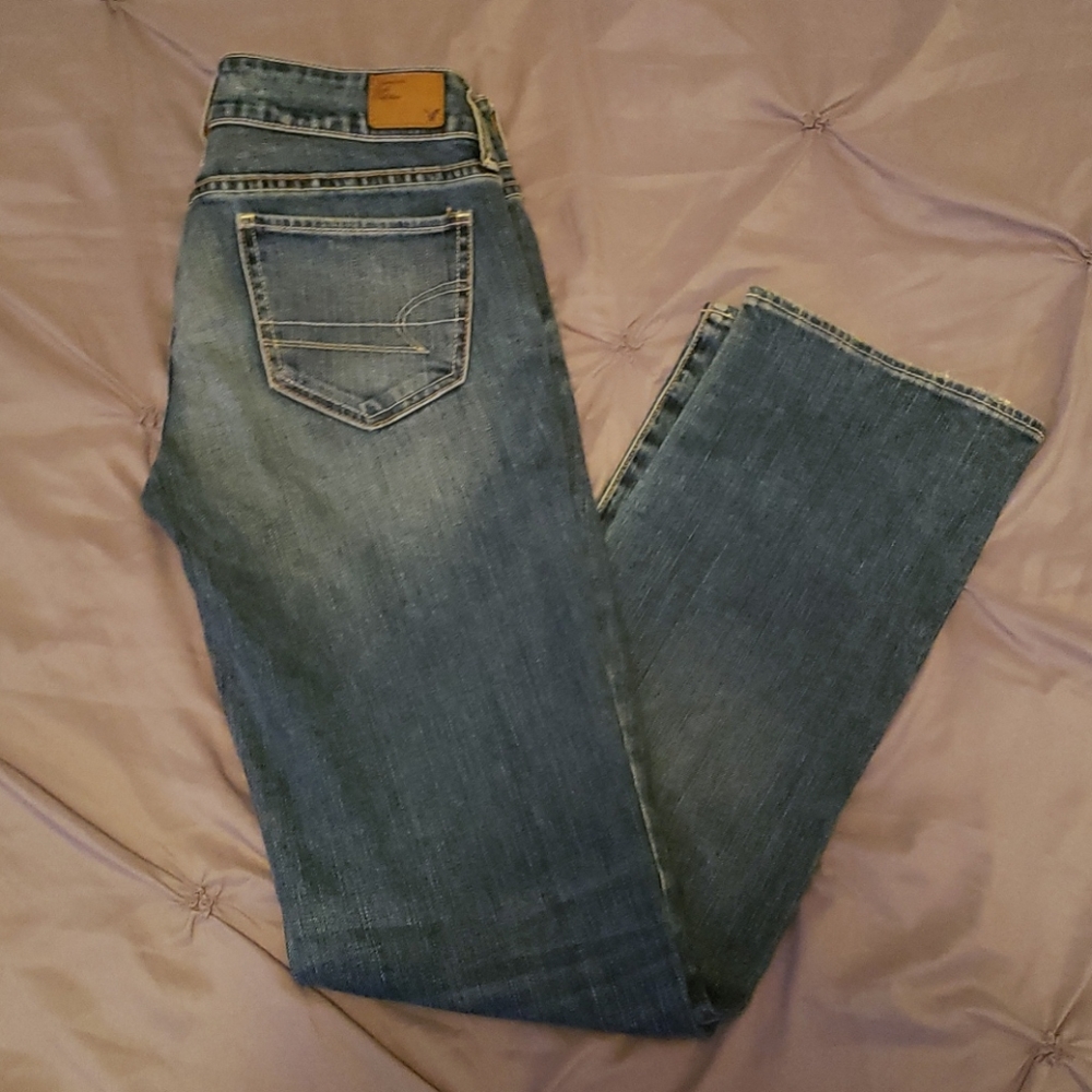 ⚫ 2 for $20. American Eagle Stretch Straight Jeans